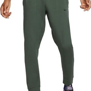 Men’s Nike sweat Dri fit joggers.